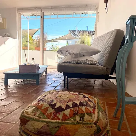 Casa Da Aldeia * Santa Bárbara de Nexe